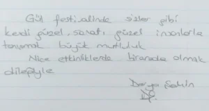 Gül festivalinde sizler gibi kendi güzel, sanatı güzel insanlarla tanışmak büyük mutluluk. Nice etkinliklerde birarada olmak dileğiyle.

Derya Şahin
İpek Kozası Sanatçısı