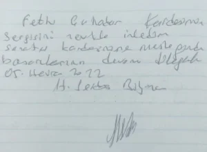 Fethi kardeşimin sergisini zevkle izledim. Sanatçı kardeşimin mesaisinde başarılarının devamını dilerim.

H.Serdar Bilginer